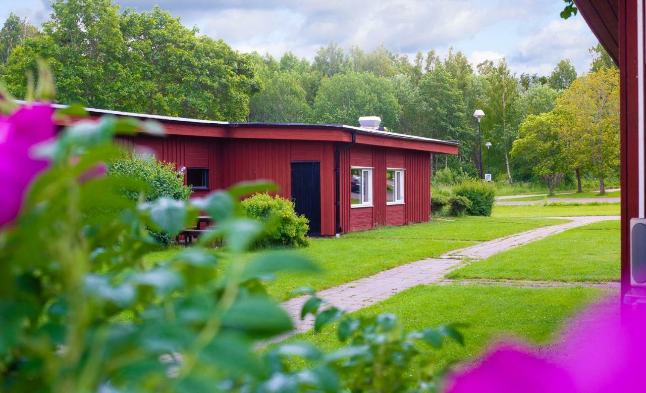 Karlskoga Folkhoegskola Vandrarhem Udden Kültér fotó
